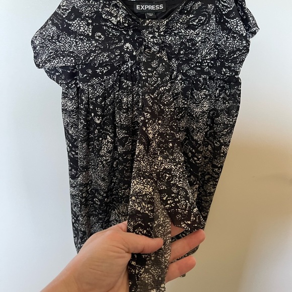 Express tank top - Picture 2 of 6